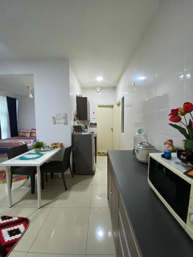 Vista Alam Roomstay Homestay Шах-Алам Экстерьер фото