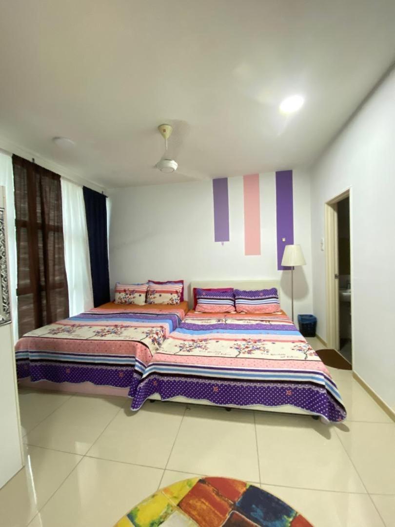 Vista Alam Roomstay Homestay Шах-Алам Экстерьер фото