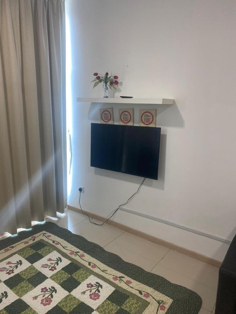 Vista Alam Roomstay Homestay Шах-Алам Экстерьер фото
