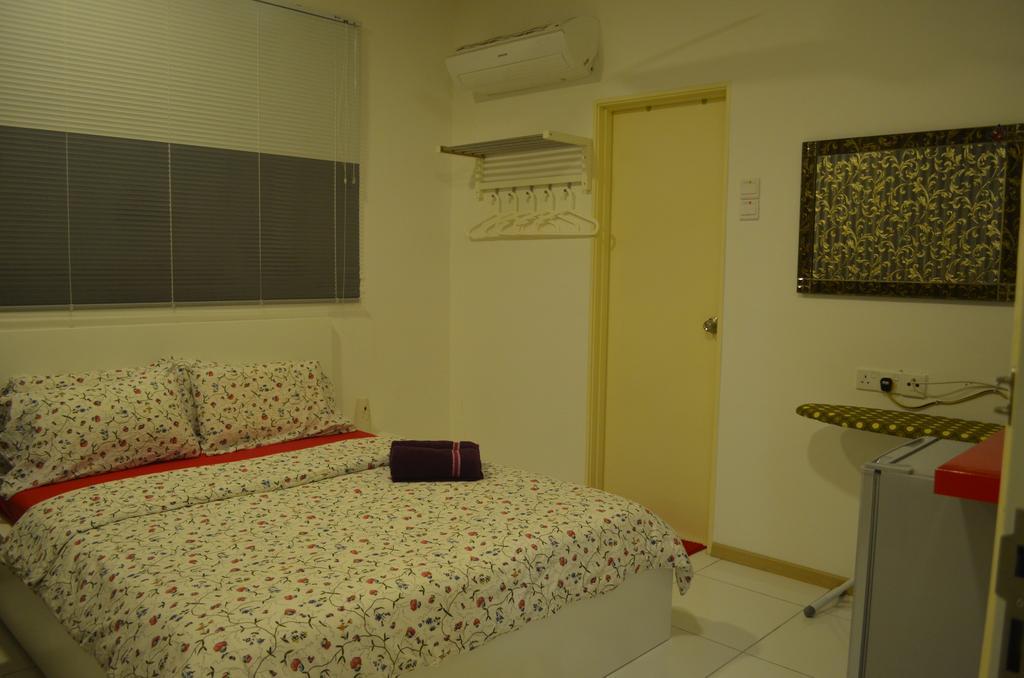 Vista Alam Roomstay Homestay Шах-Алам Экстерьер фото