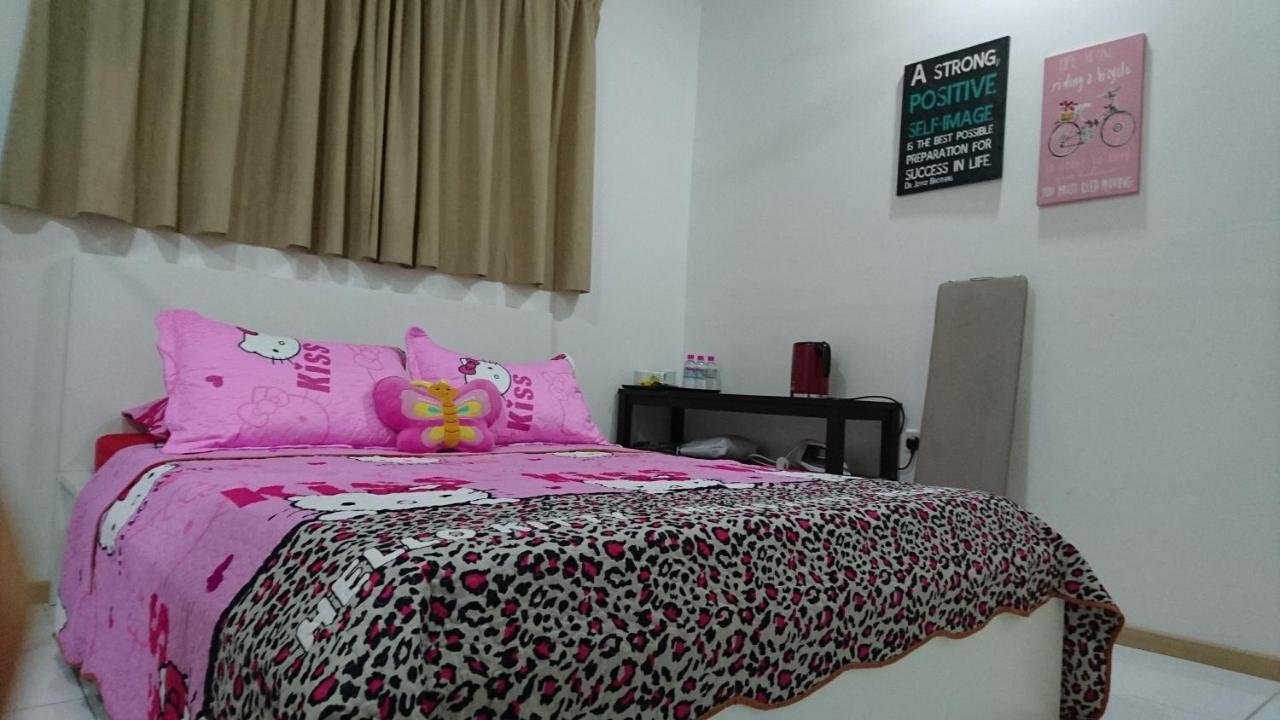 Vista Alam Roomstay Homestay Шах-Алам Экстерьер фото