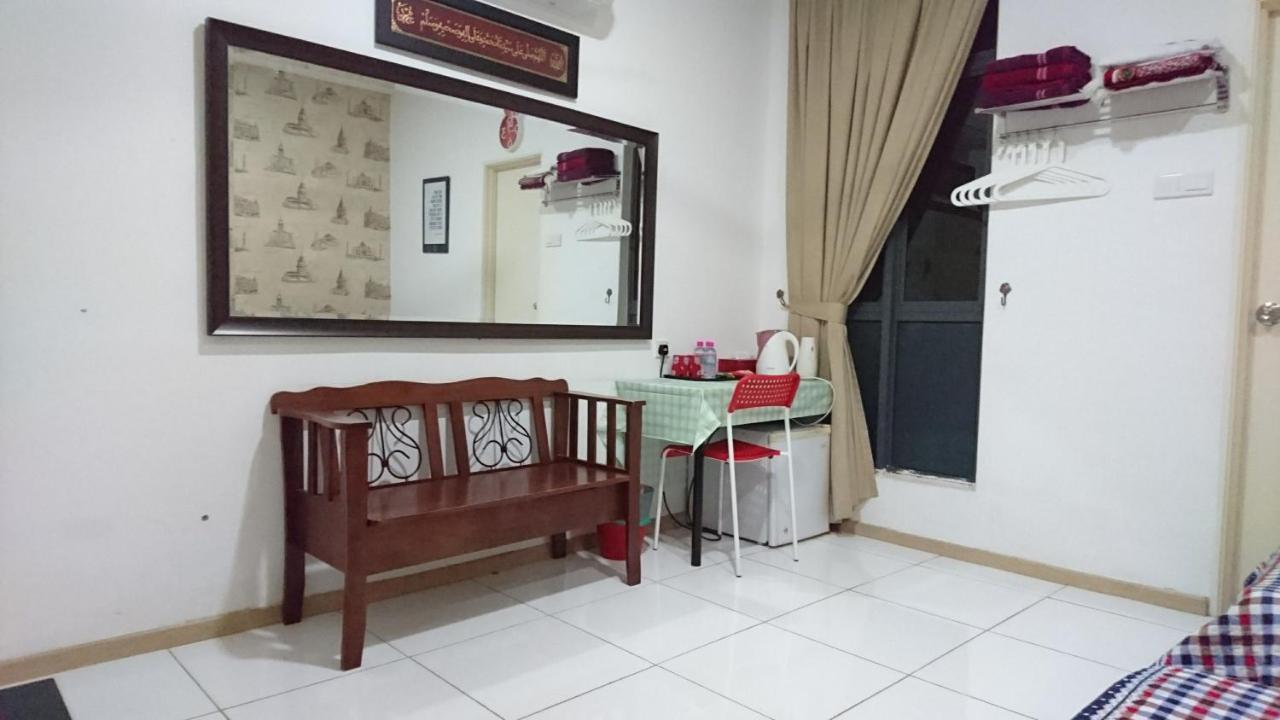 Vista Alam Roomstay Homestay Шах-Алам Экстерьер фото