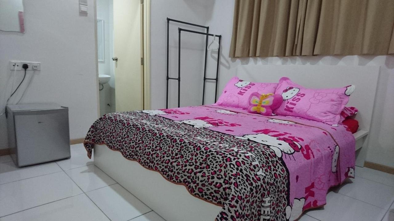 Vista Alam Roomstay Homestay Шах-Алам Экстерьер фото