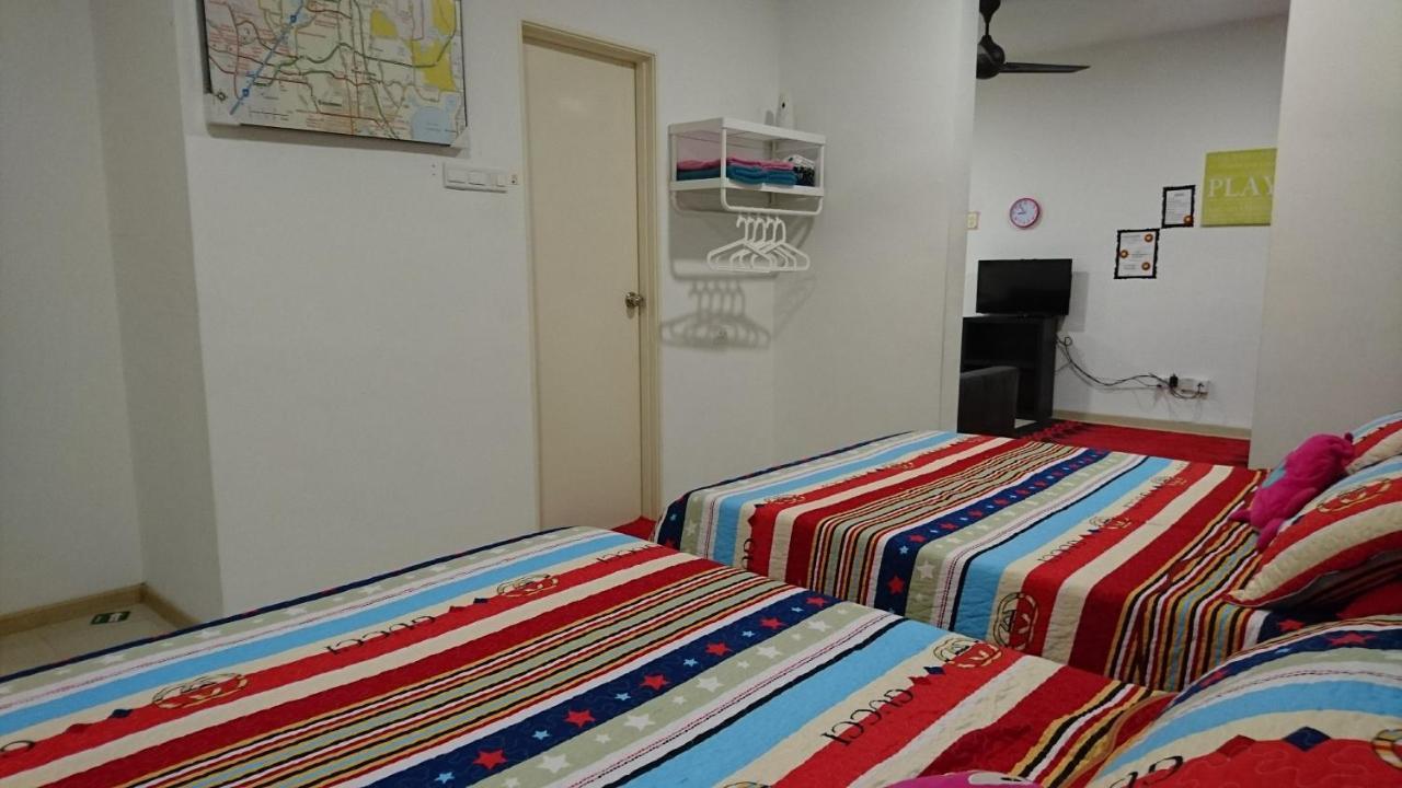 Vista Alam Roomstay Homestay Шах-Алам Экстерьер фото