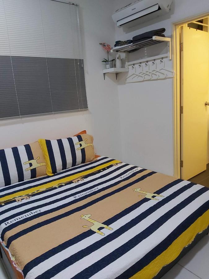 Vista Alam Roomstay Homestay Шах-Алам Экстерьер фото